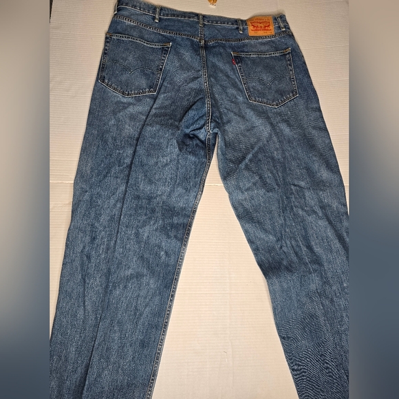 Levi's 550 Jeans - Picture 3 of 3